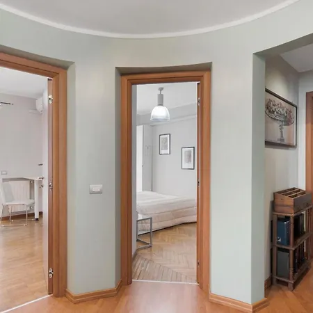 Mammamia 招待所 4*